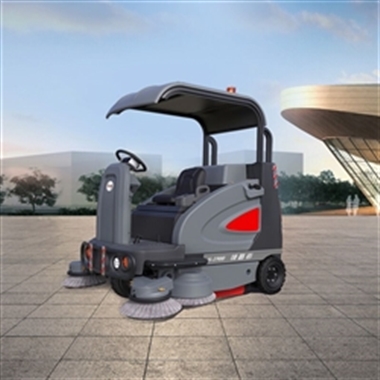 車(chē)間地面清潔如何正確使用洗地機(jī).jpg
