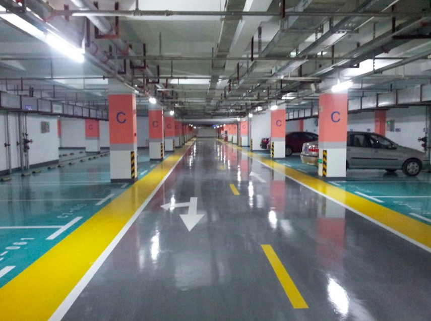 停車場(chǎng)洗地機(jī)如何選購，22年洗地機(jī)行業(yè)經(jīng)理人告訴你